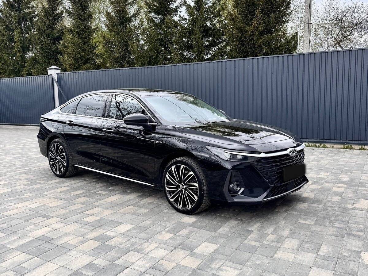 Chery Arrizo 8 2024 года с пробегом. Фото: #2