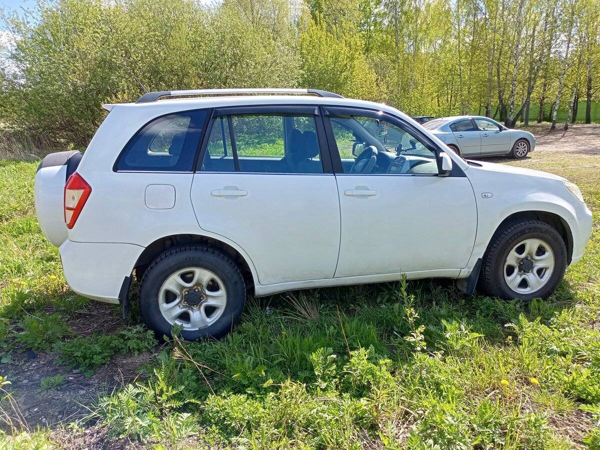 Chery Tiggo (T11) 2014 года с пробегом. Фото: #3