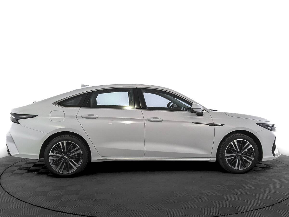 Chery Arrizo 8 2024 года с пробегом. Фото: #3