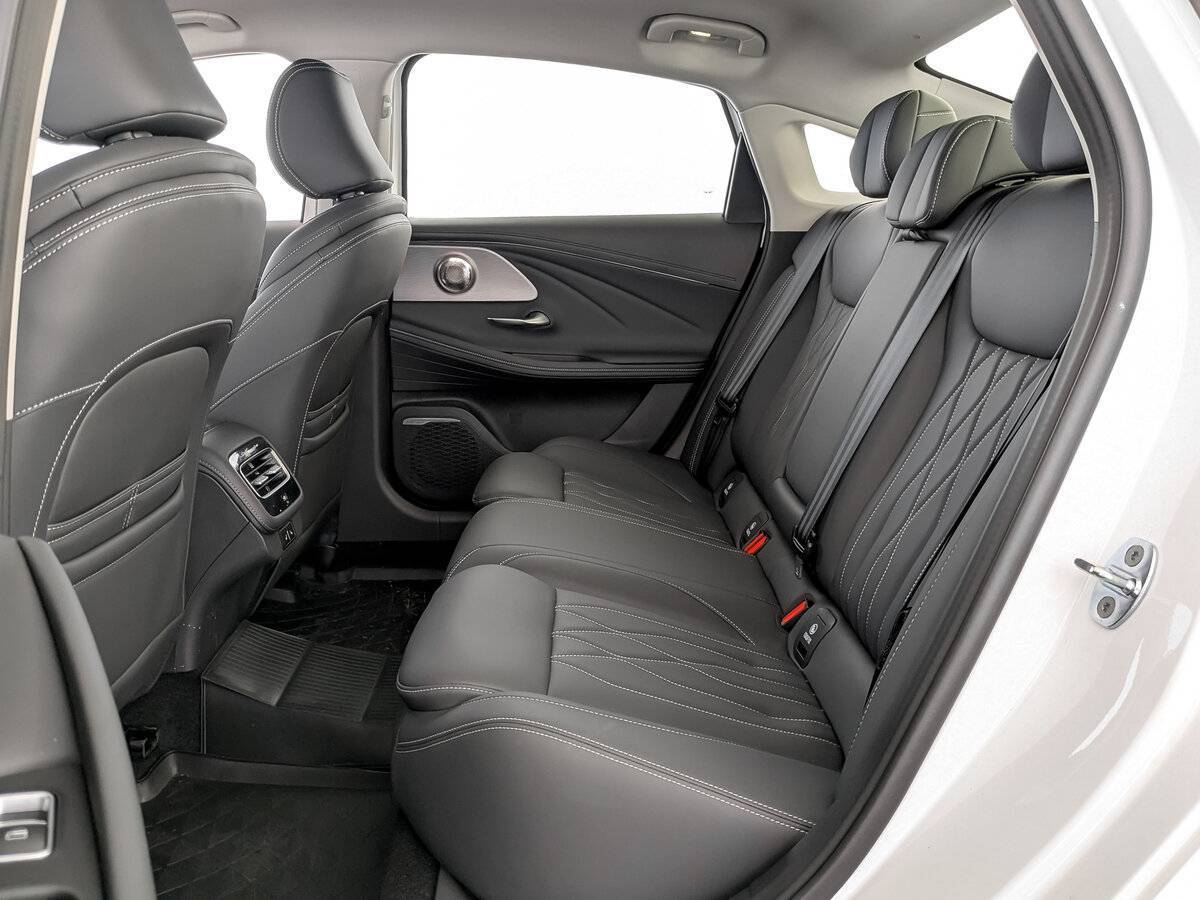 Chery Arrizo 8 2024 года с пробегом. Фото: #11