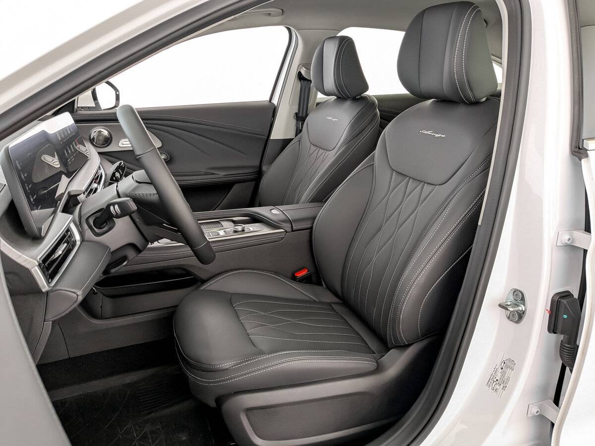 Chery Arrizo 8 2024 года с пробегом. Фото: #19