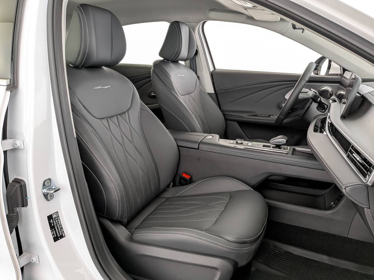 Chery Arrizo 8 2024 года с пробегом. Фото: #22