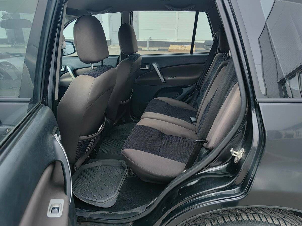 Chery Tiggo (T11) 2010 года с пробегом. Фото: #11