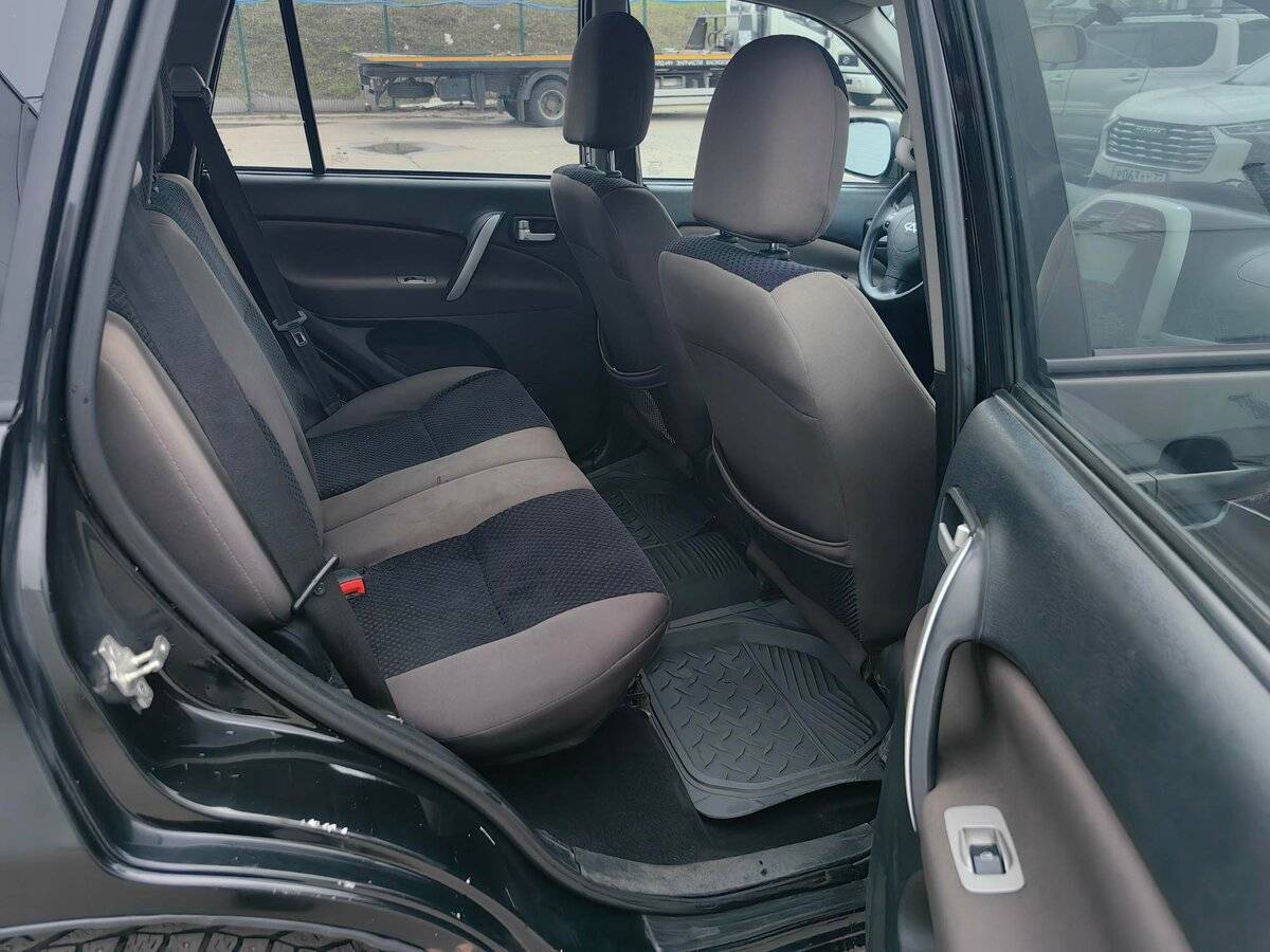 Chery Tiggo (T11) 2010 года с пробегом. Фото: #12