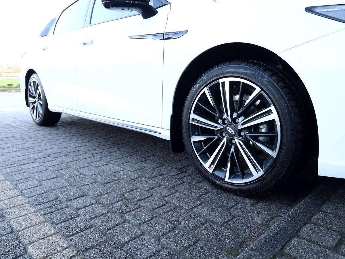 Chery Arrizo 8 2023 года с пробегом. Фото: #22