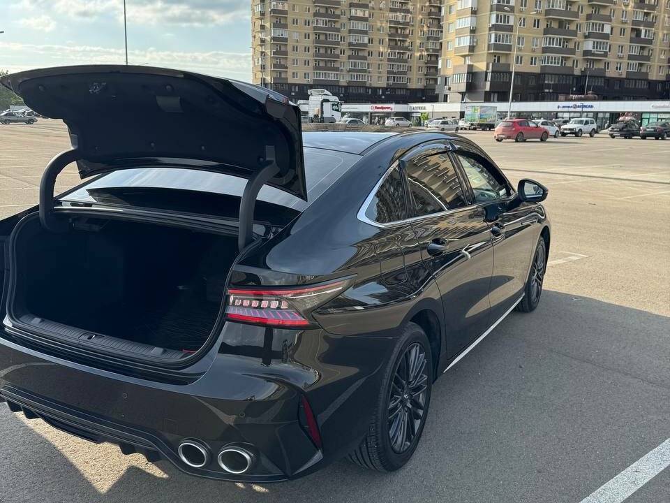 Chery Arrizo 8 2024 года с пробегом. Фото: #4