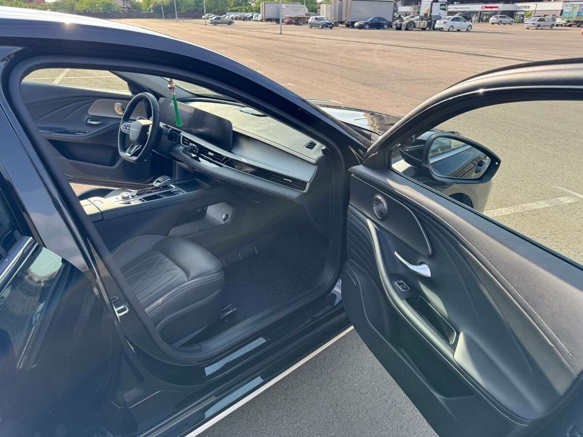 Chery Arrizo 8 2024 года с пробегом. Фото: #8