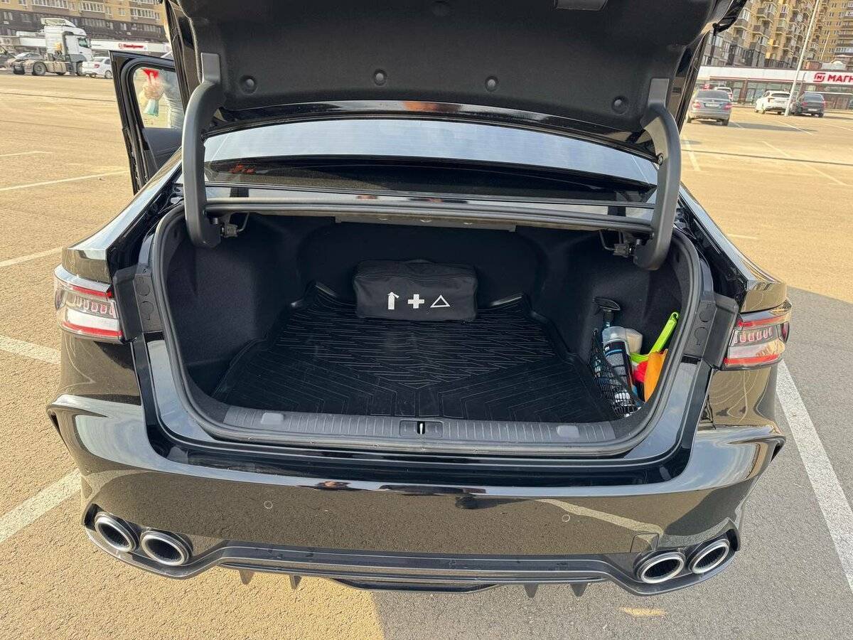 Chery Arrizo 8 2024 года с пробегом. Фото: #10