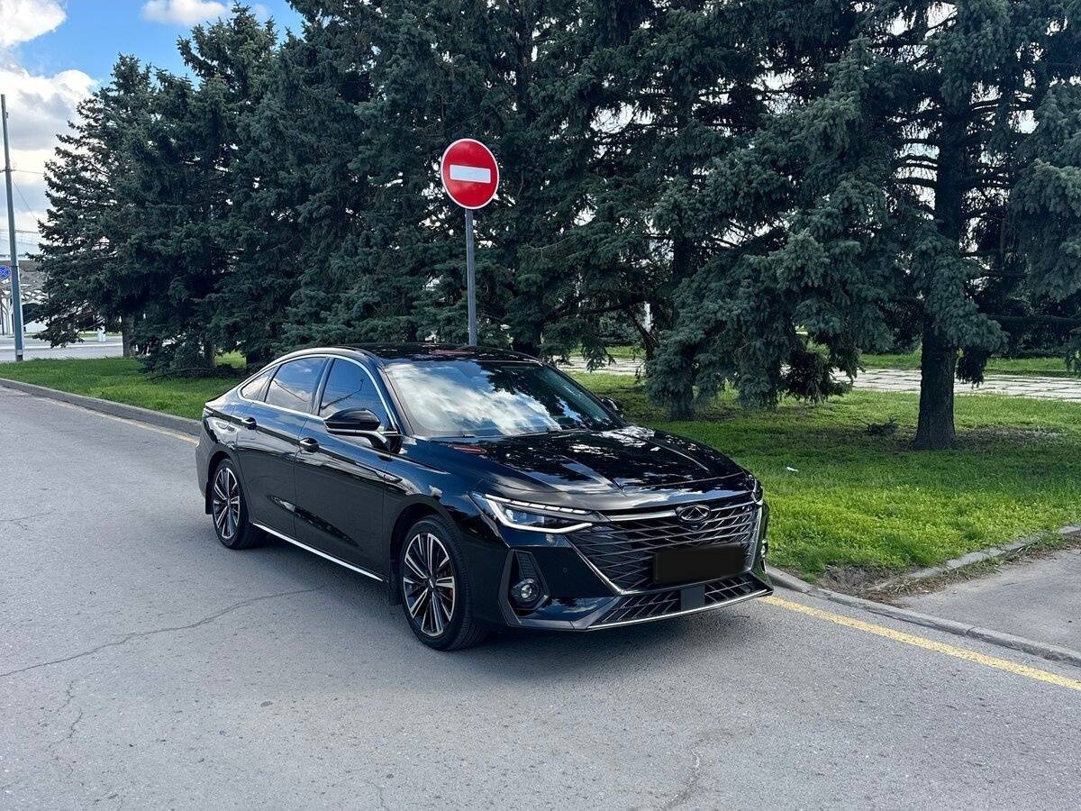 Chery Arrizo 8 2023 года с пробегом. Фото: #1