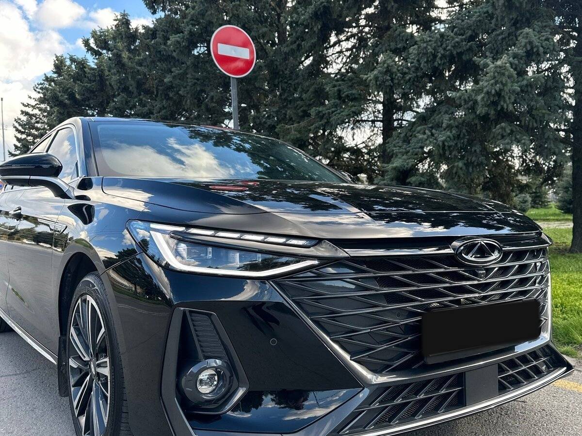 Chery Arrizo 8 2023 года с пробегом. Фото: #2