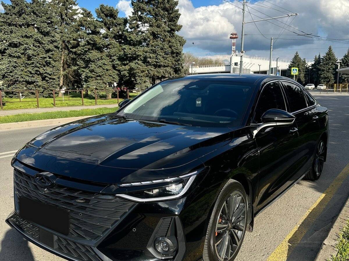 Chery Arrizo 8 2023 года с пробегом. Фото: #4