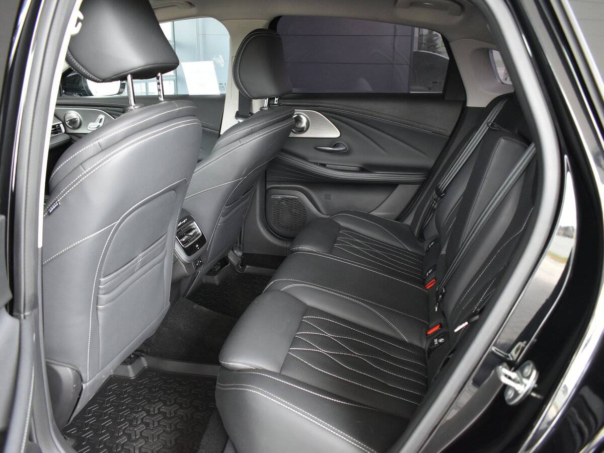 Chery Arrizo 8 2023 года с пробегом. Фото: #8