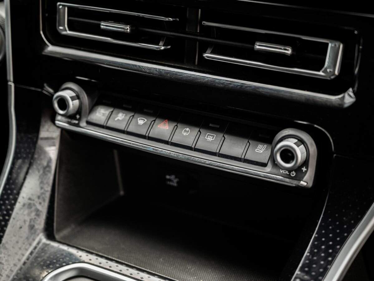 Haval M6 2024 года с пробегом. Фото: #21