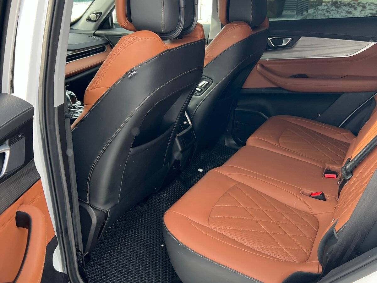 Chery Tiggo 8 Pro Max 2022 года с пробегом. Фото: #6