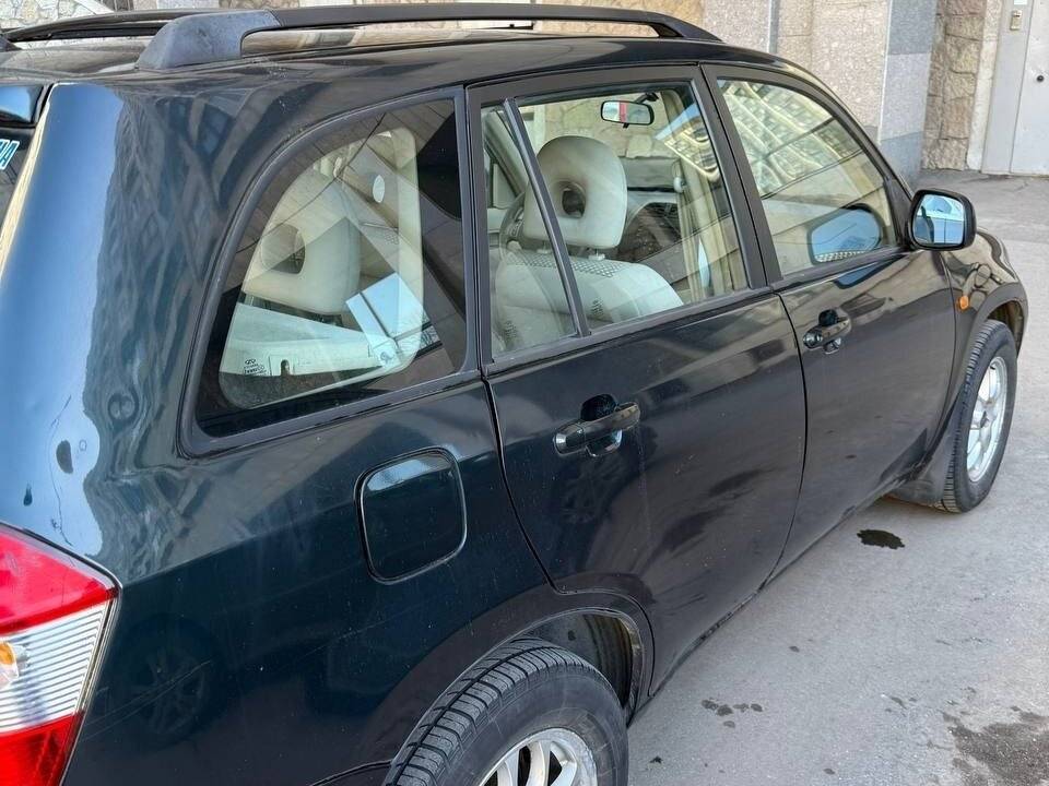 Chery Tiggo (T11) 2009 года с пробегом. Фото: #2