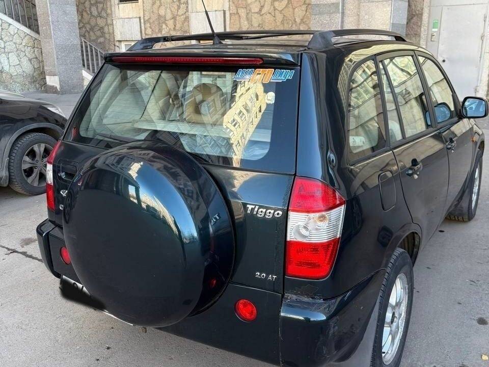 Chery Tiggo (T11) 2009 года с пробегом. Фото: #3