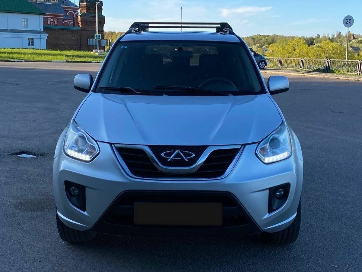 Chery Tiggo (T11) 2013 года с пробегом. Фото: #1