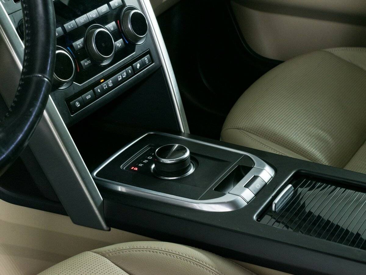 Land Rover Discovery Sport 2017 года с пробегом. Фото: #13