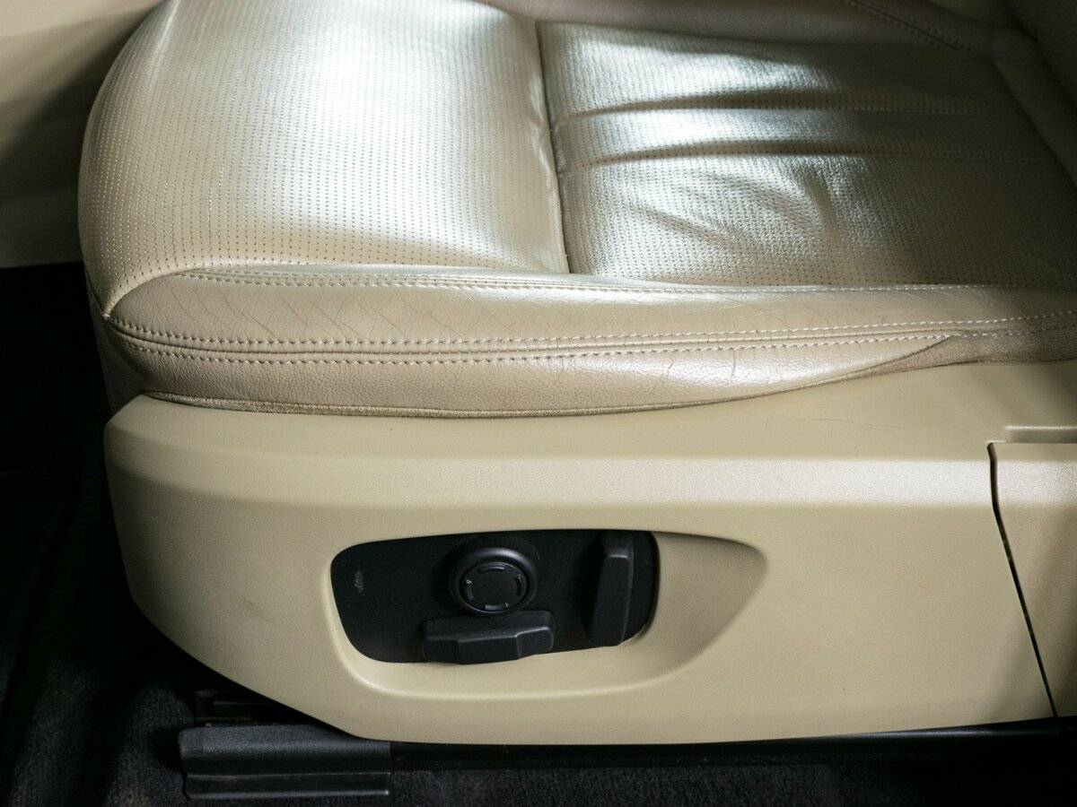 Land Rover Discovery Sport 2017 года с пробегом. Фото: #15