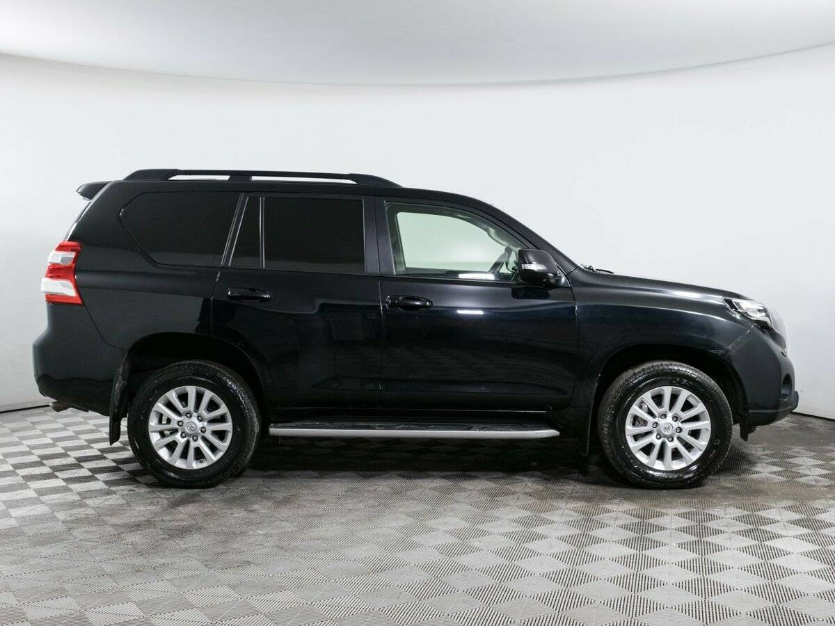 Toyota Land Cruiser Prado 2016 года с пробегом. Фото: #3