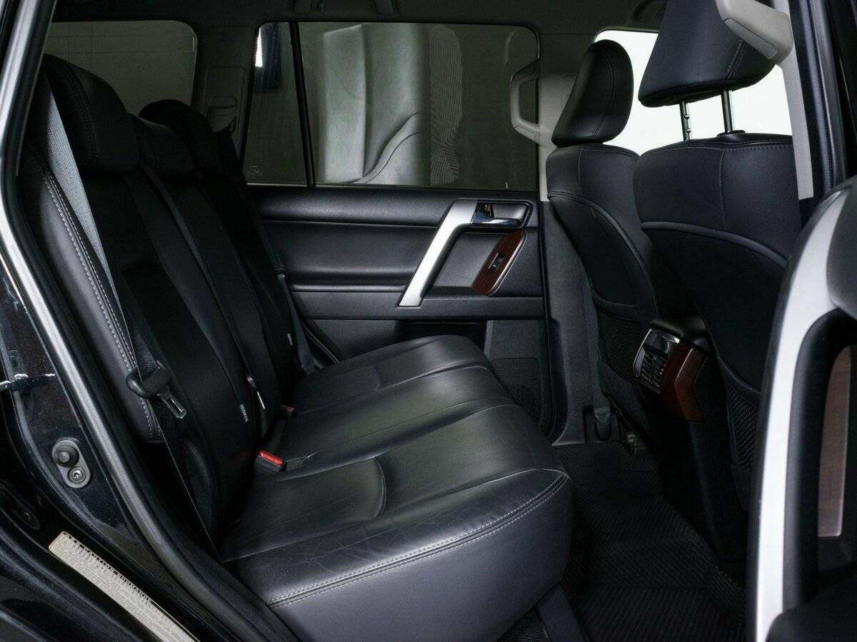 Toyota Land Cruiser Prado 2016 года с пробегом. Фото: #11