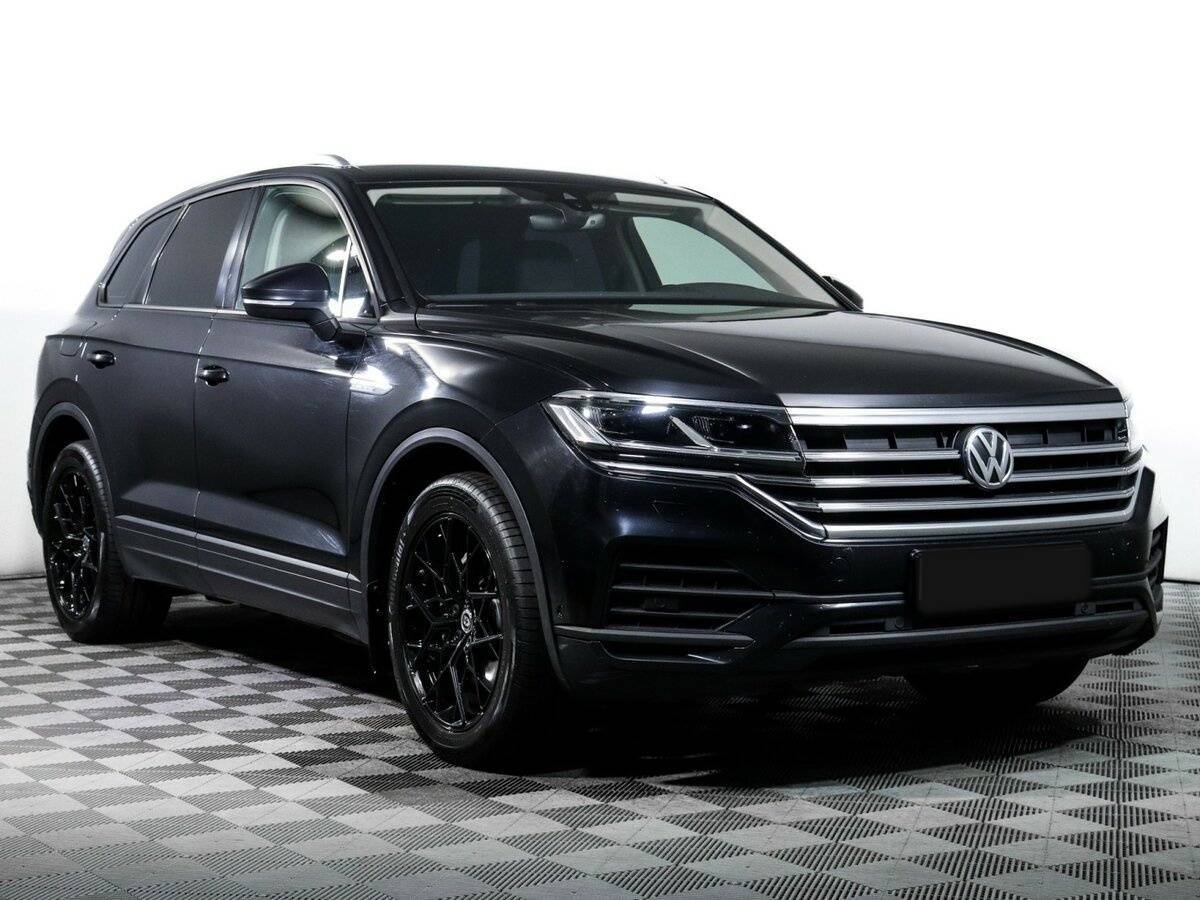 Volkswagen Touareg 2018 года с пробегом. Фото: #2