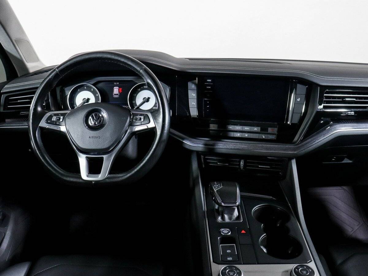 Volkswagen Touareg 2018 года с пробегом. Фото: #6