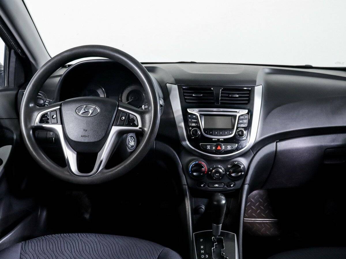 Hyundai Solaris 2011 года с пробегом. Фото: #9