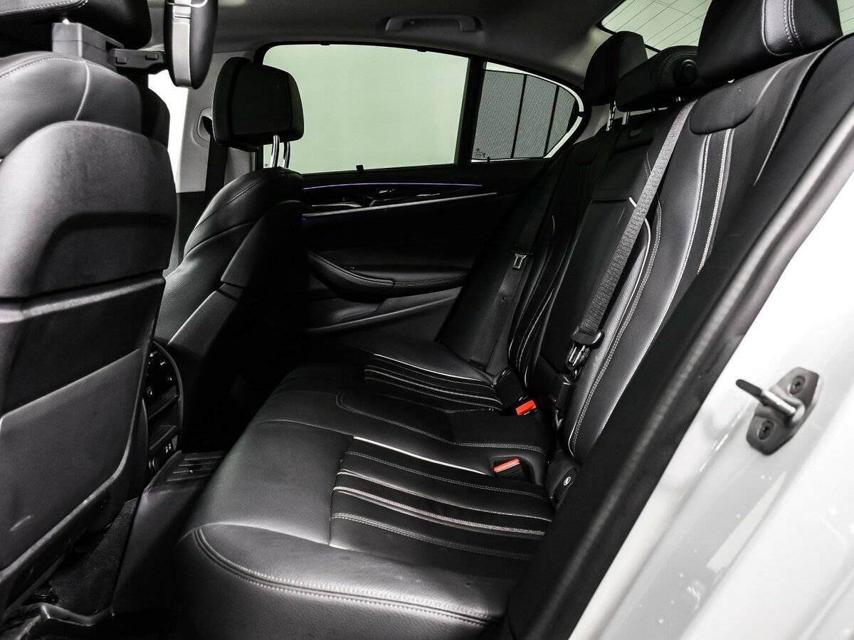 BMW 5 серии 2022 года с пробегом. Фото: #9