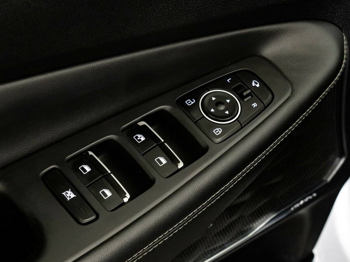 Hyundai Santa Fe 2018 года с пробегом. Фото: #14