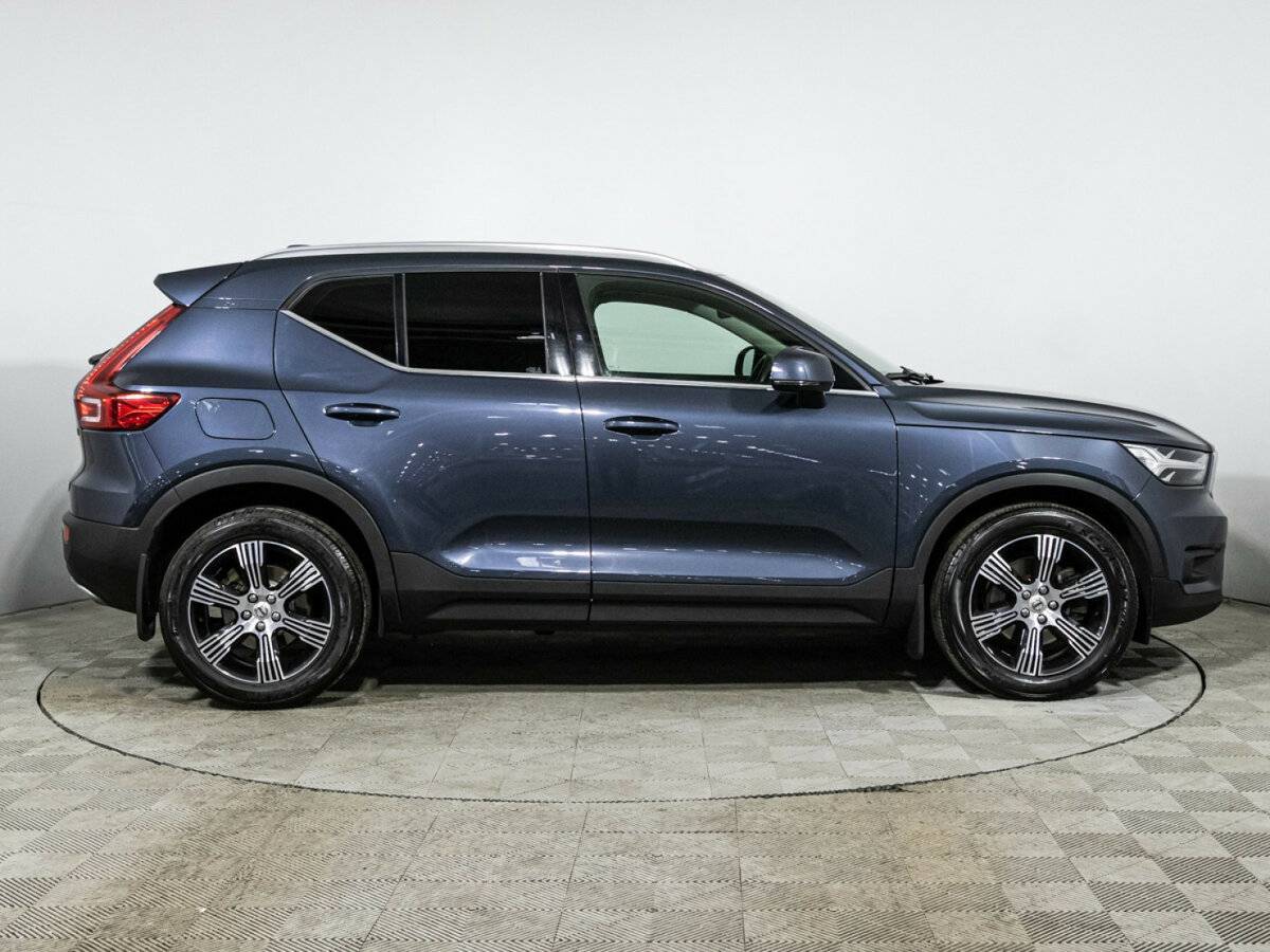 Volvo XC40 2019 года с пробегом. Фото: #3