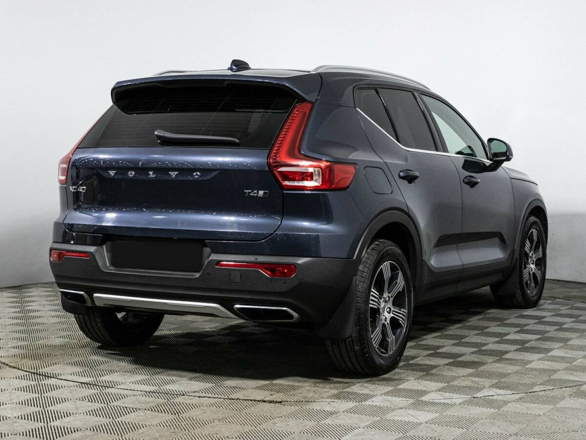 Volvo XC40 2019 года с пробегом. Фото: #4