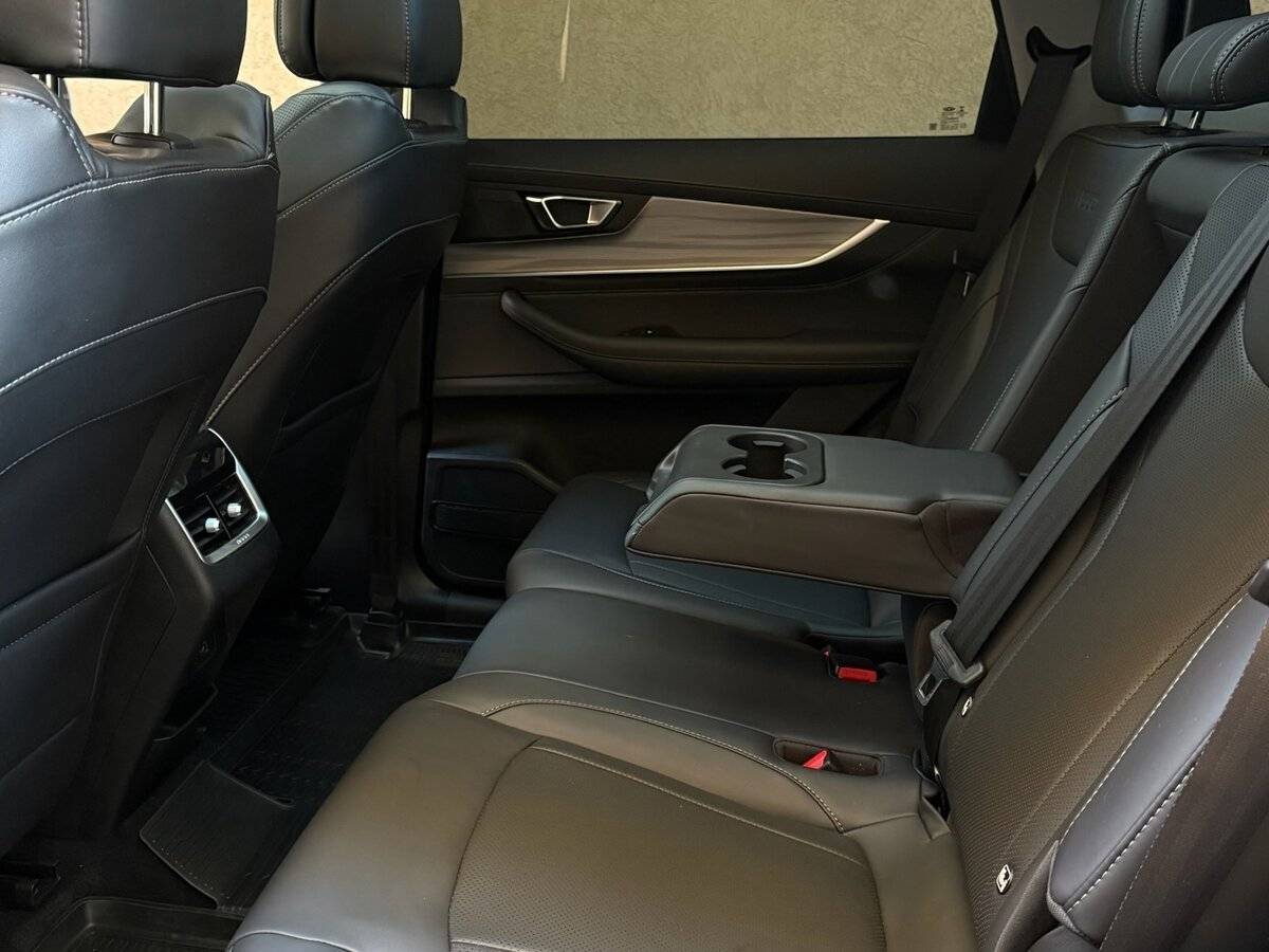 Chery Tiggo 8 Pro Max 2022 года с пробегом. Фото: #32