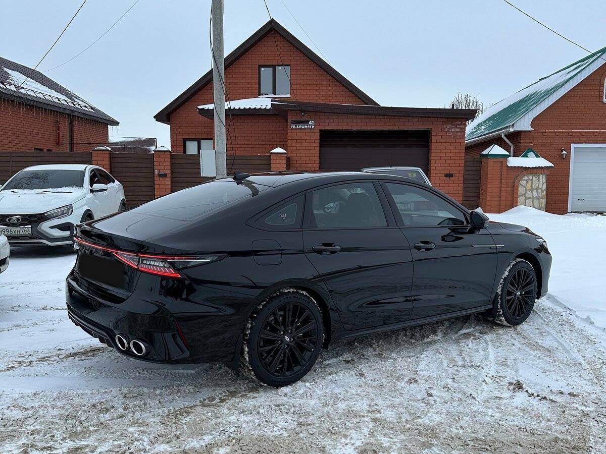 Chery Arrizo 8 2024 года с пробегом. Фото: #2