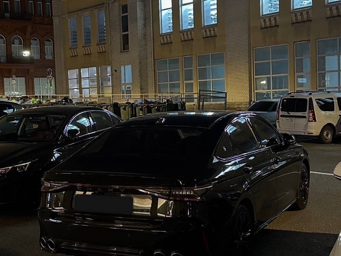 Chery Arrizo 8 2024 года с пробегом. Фото: #8