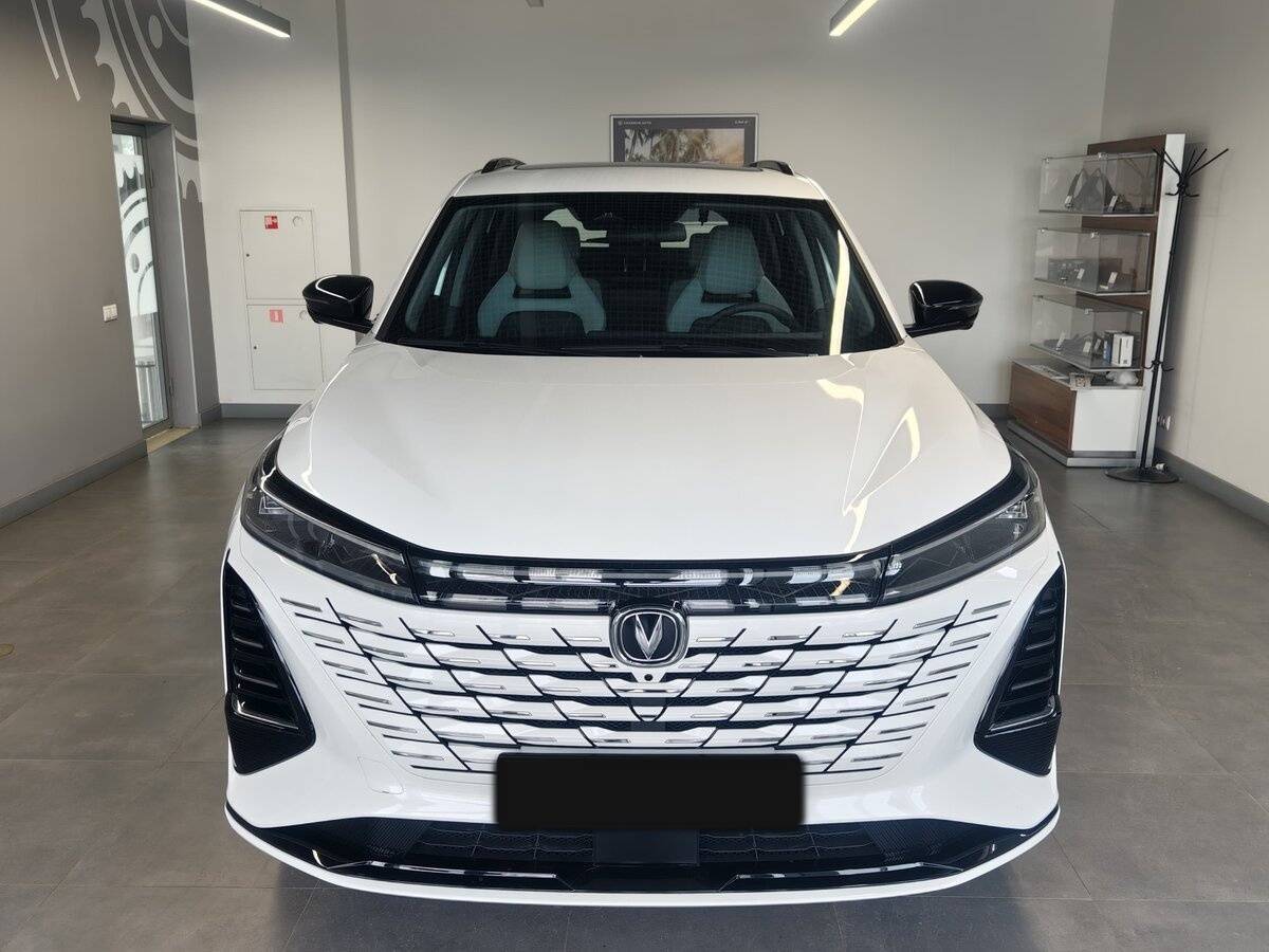 Changan CS75 Plus 2024 года с пробегом. Фото: #1