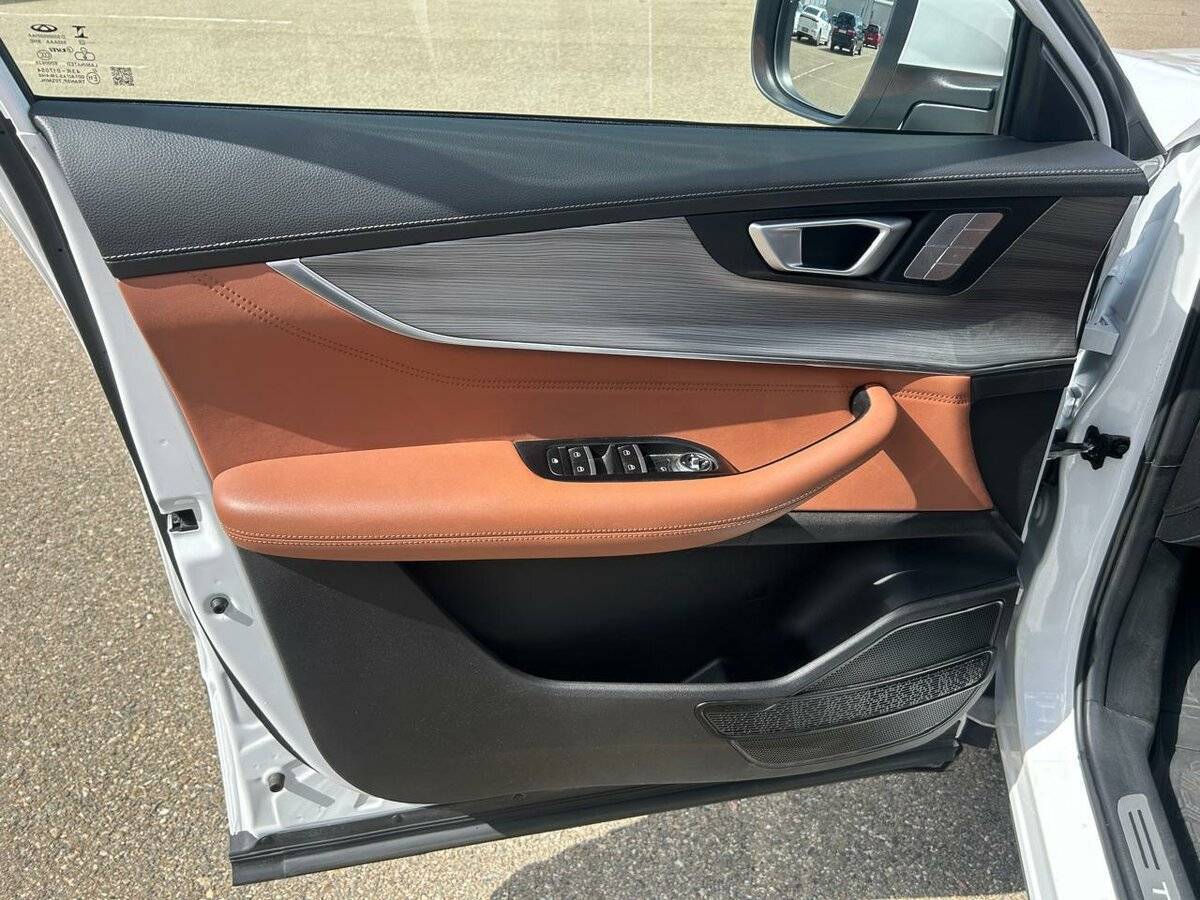 Chery Tiggo 8 Pro Max 2023 года с пробегом. Фото: #12