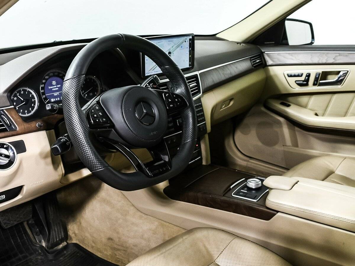 Mercedes-Benz E-Класс 2010 года с пробегом. Фото: #11