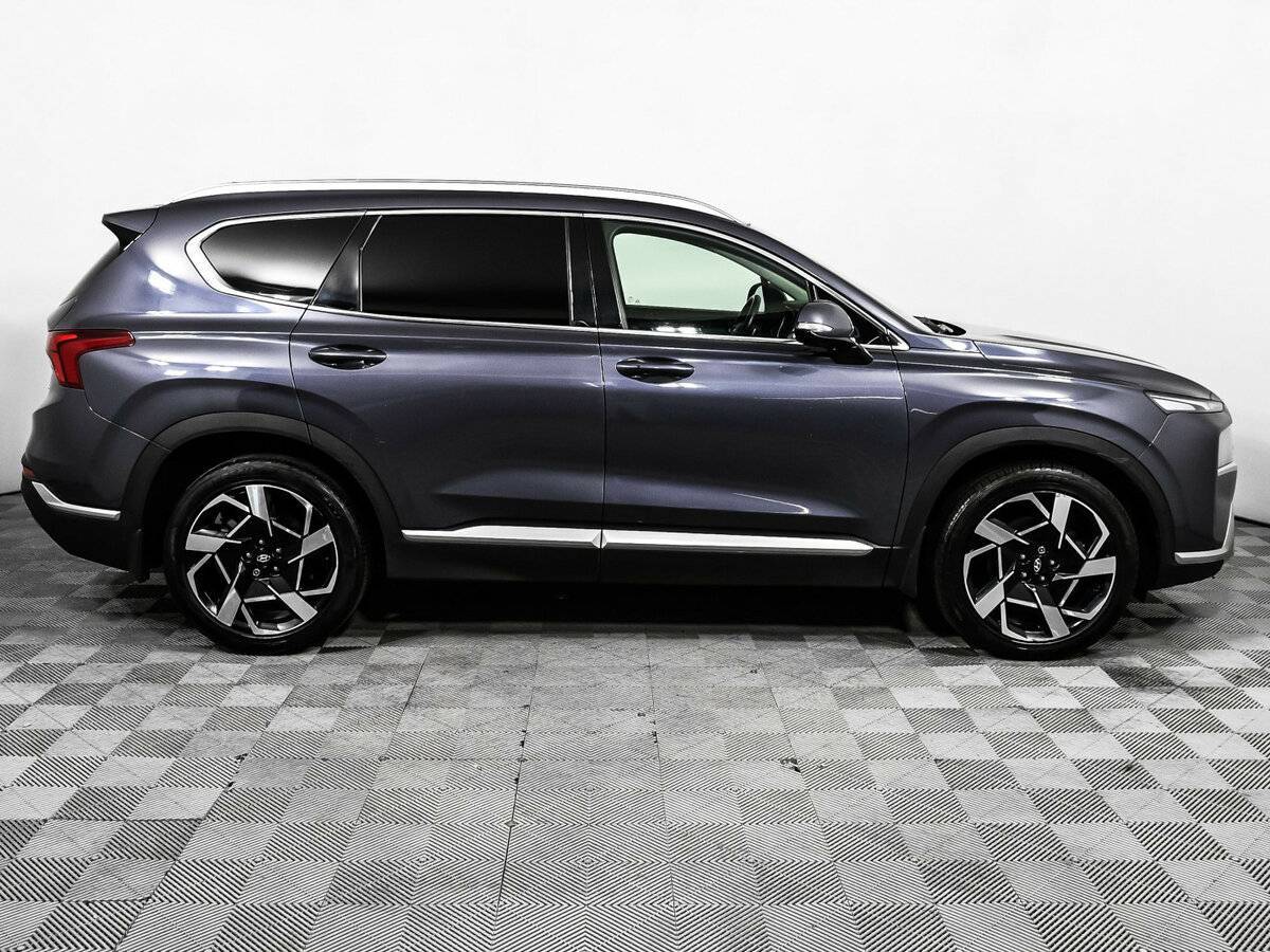 Hyundai Santa Fe 2021 года с пробегом. Фото: #3
