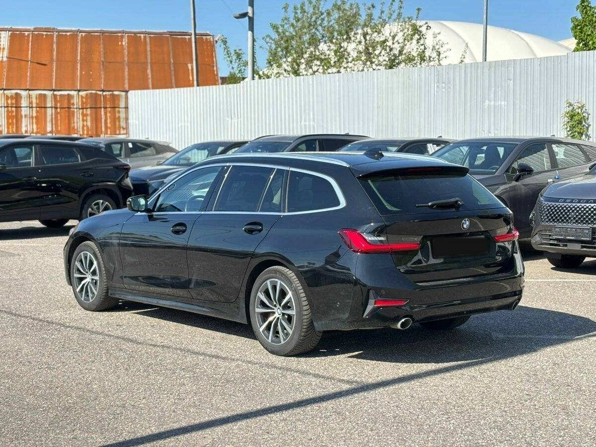 BMW 3 серии 2020 года с пробегом. Фото: #3
