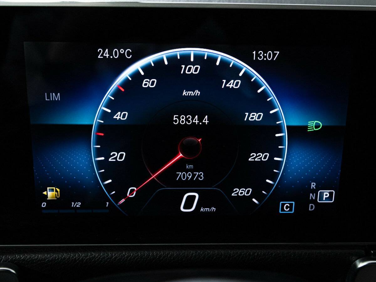 Mercedes-Benz GLB 2020 года с пробегом. Фото: #11