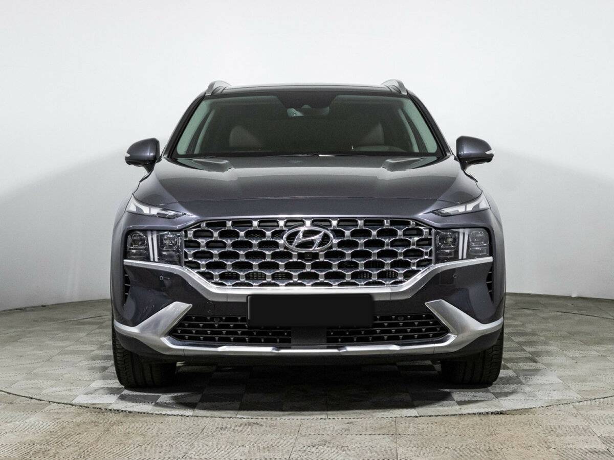 Hyundai Santa Fe 2021 года с пробегом. Фото: #1