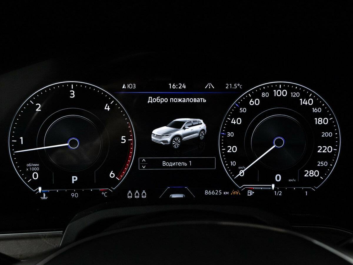 Volkswagen Touareg 2020 года с пробегом. Фото: #11