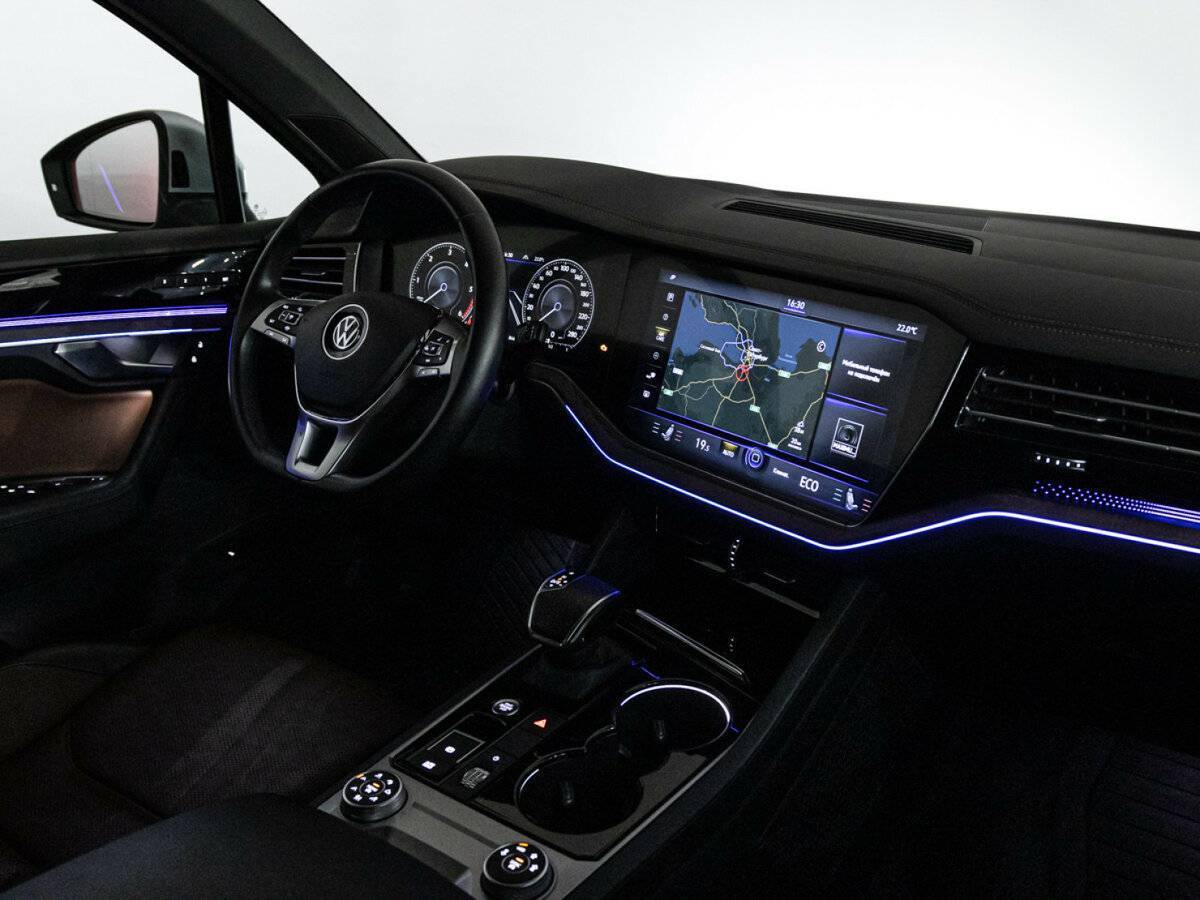 Volkswagen Touareg 2020 года с пробегом. Фото: #28