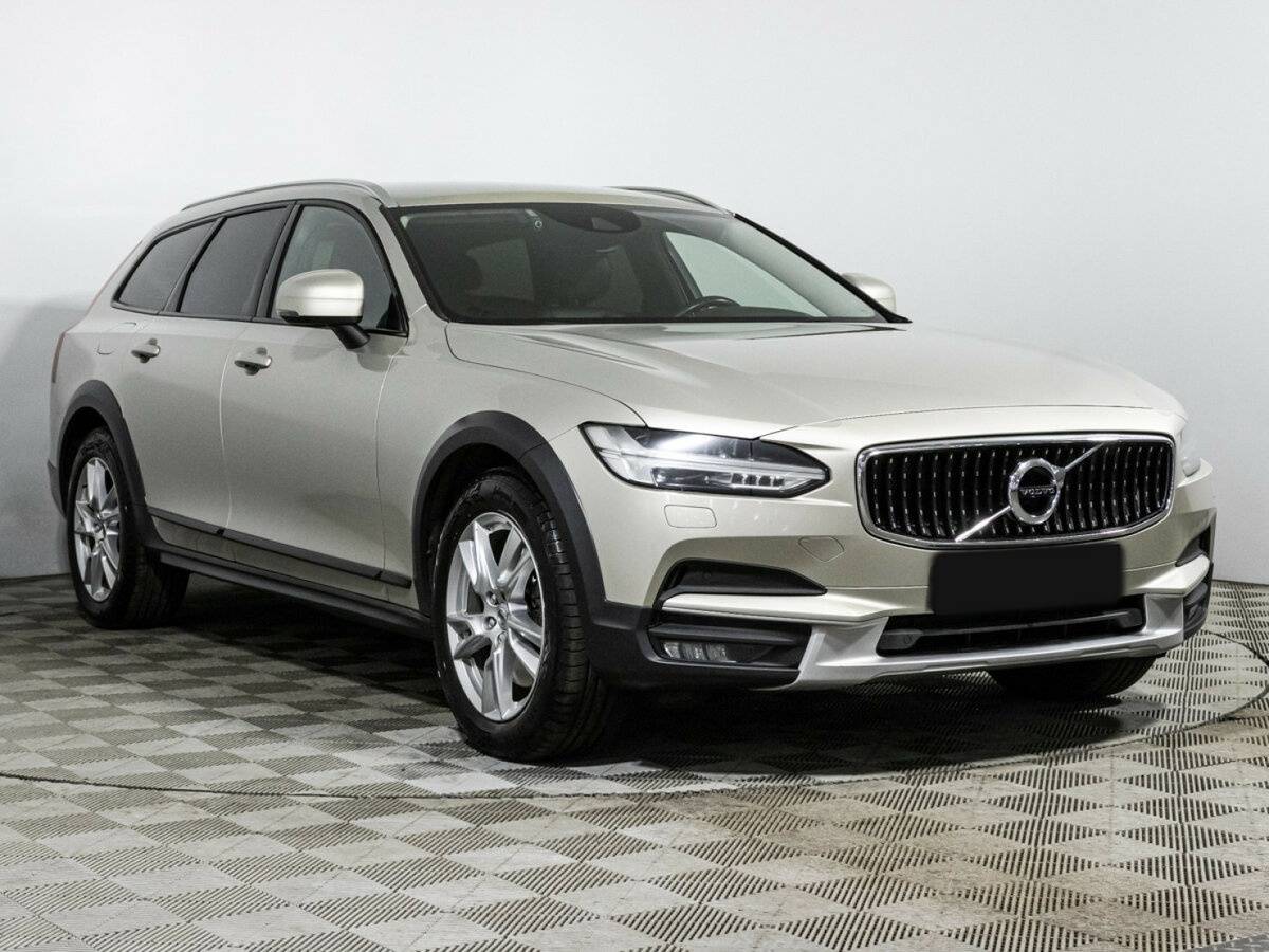 Volvo V90 Cross Country 2017 года с пробегом. Фото: #2