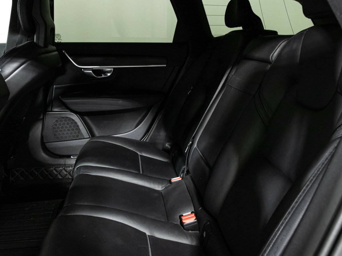 Volvo V90 Cross Country 2017 года с пробегом. Фото: #8