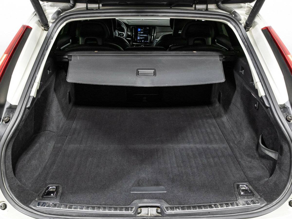 Volvo V90 Cross Country 2017 года с пробегом. Фото: #13