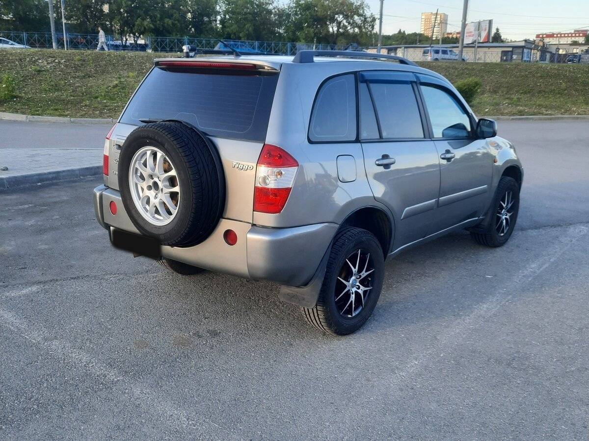 Chery Tiggo (T11) 2009 года с пробегом. Фото: #3