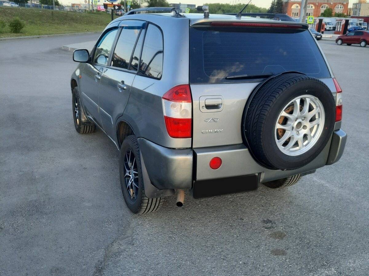 Chery Tiggo (T11) 2009 года с пробегом. Фото: #4