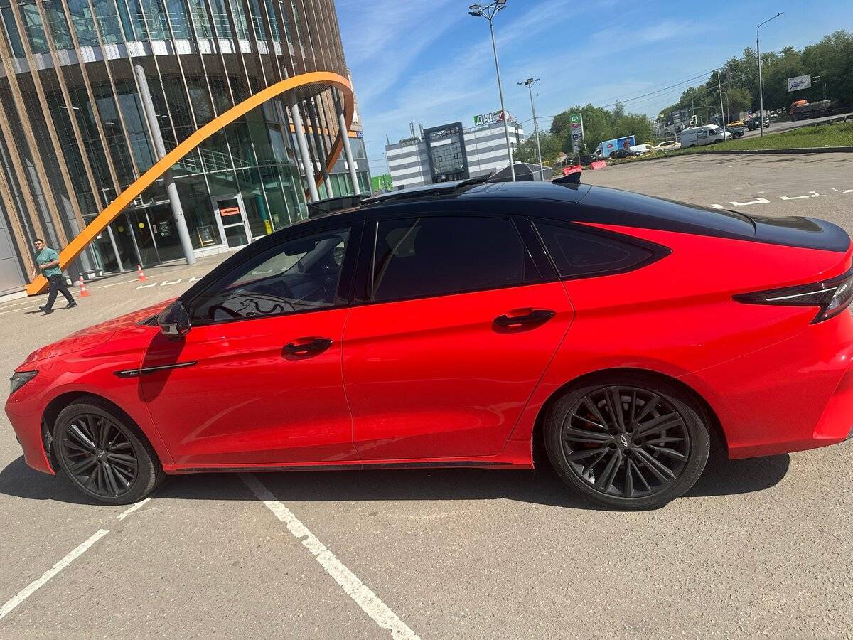 Chery Arrizo 8 2023 года с пробегом. Фото: #4